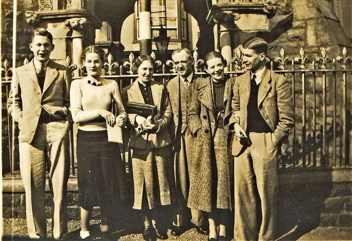 At left, John Thomas EAYRS (1913-2001), far right brother Robert James EAYRS (1915-1995), with third from left mother Florence May EAYRS neé CLOUGH (1882-1975). Other people, location and occasion unknown. Photo abt. 1930. 